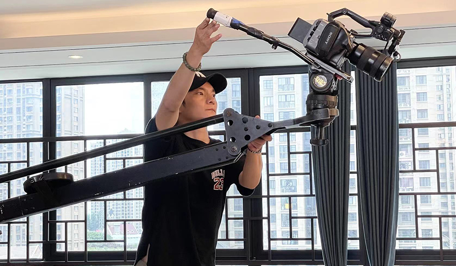 室内拍摄花絮，带你走进拍摄现场~